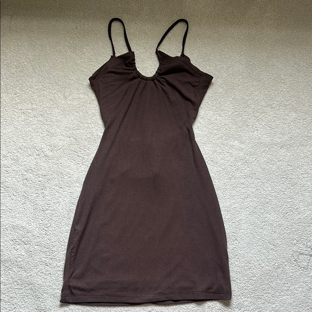 Elegant Brown Sleeveless Dress